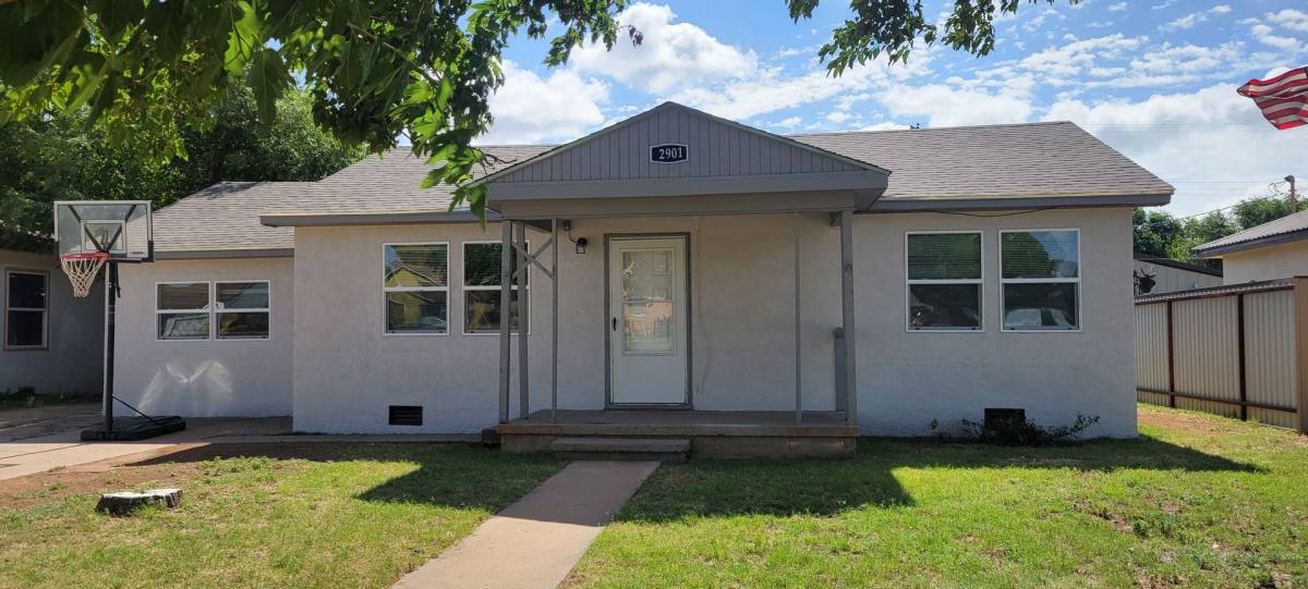 House for rent at 2901 Wallace St, Clovis, NM 88101
