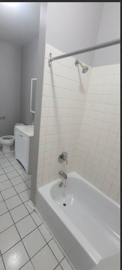 Apartment for rent at 5606 S Wabash Ave, Chicago, IL 60637