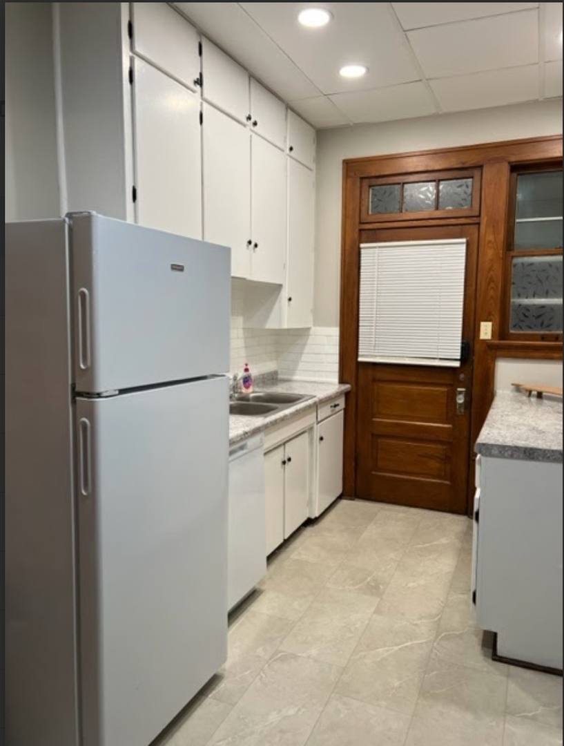 Apartment for rent at 314 N Sycamore, Lansing, MI 48933