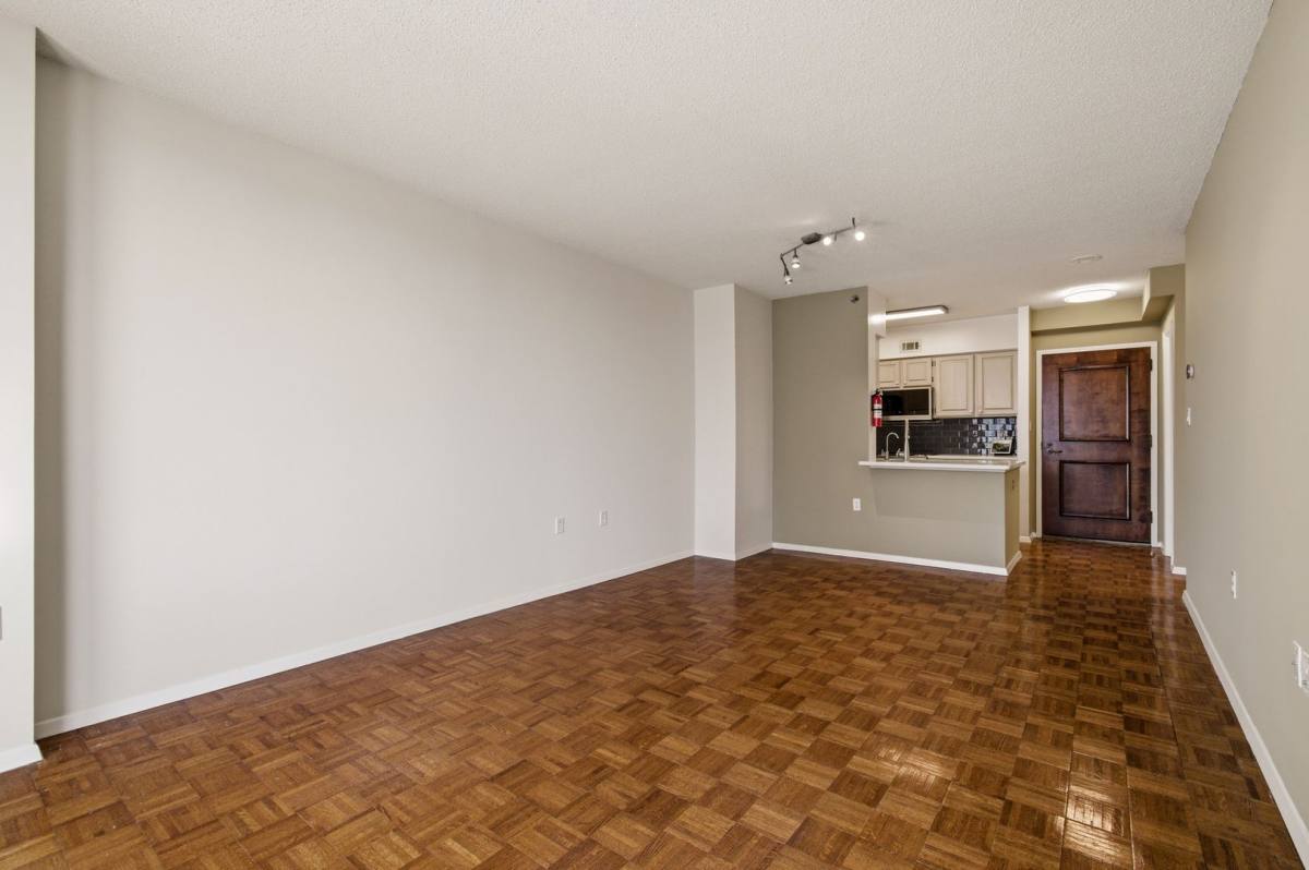 Condo for rent at 4801 Fairmont Ave #809, Bethesda, MD 20814