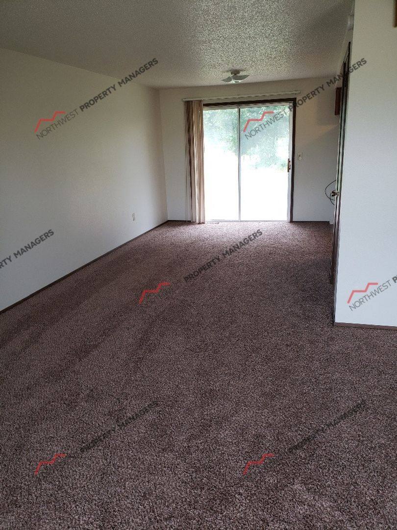 House for rent at 556 Avery Rd W, Winlock, WA 98596