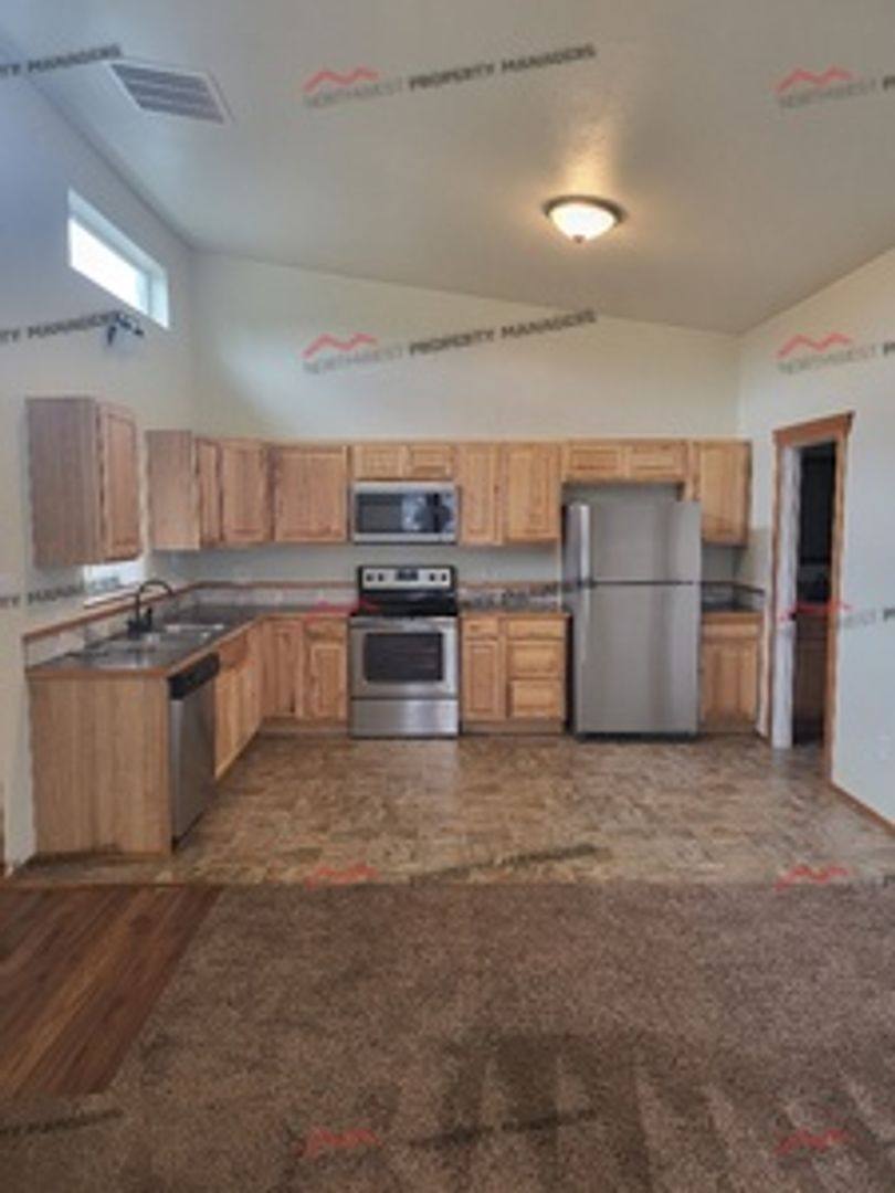 Apartment for rent at 239 W State St, Mossyrock, WA 98564