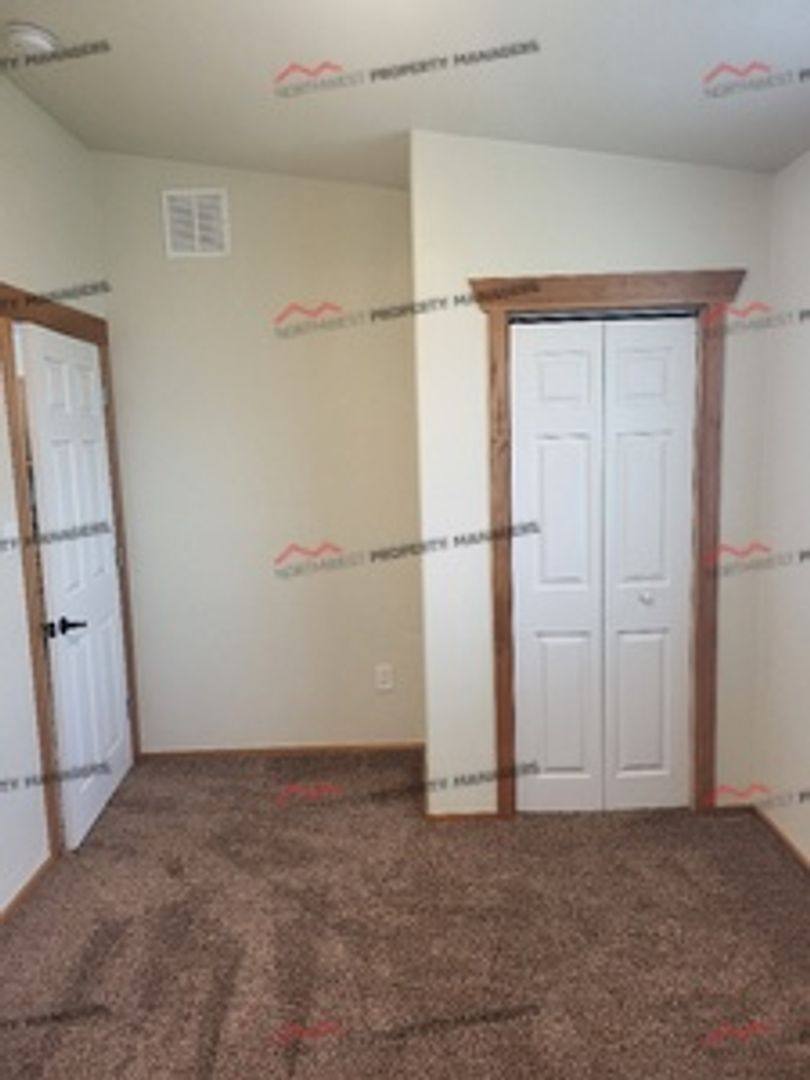 Apartment for rent at 239 W State St, Mossyrock, WA 98564