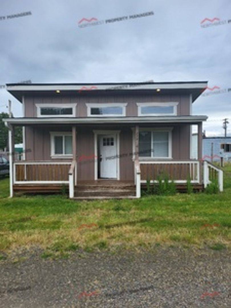 Apartment for rent at 239 W State St, Mossyrock, WA 98564