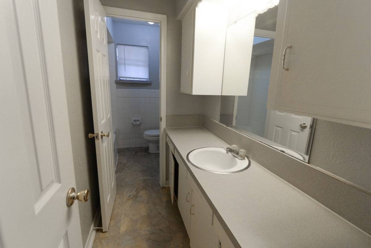 House for rent at 614 N Young Blvd, Desoto, TX 75115