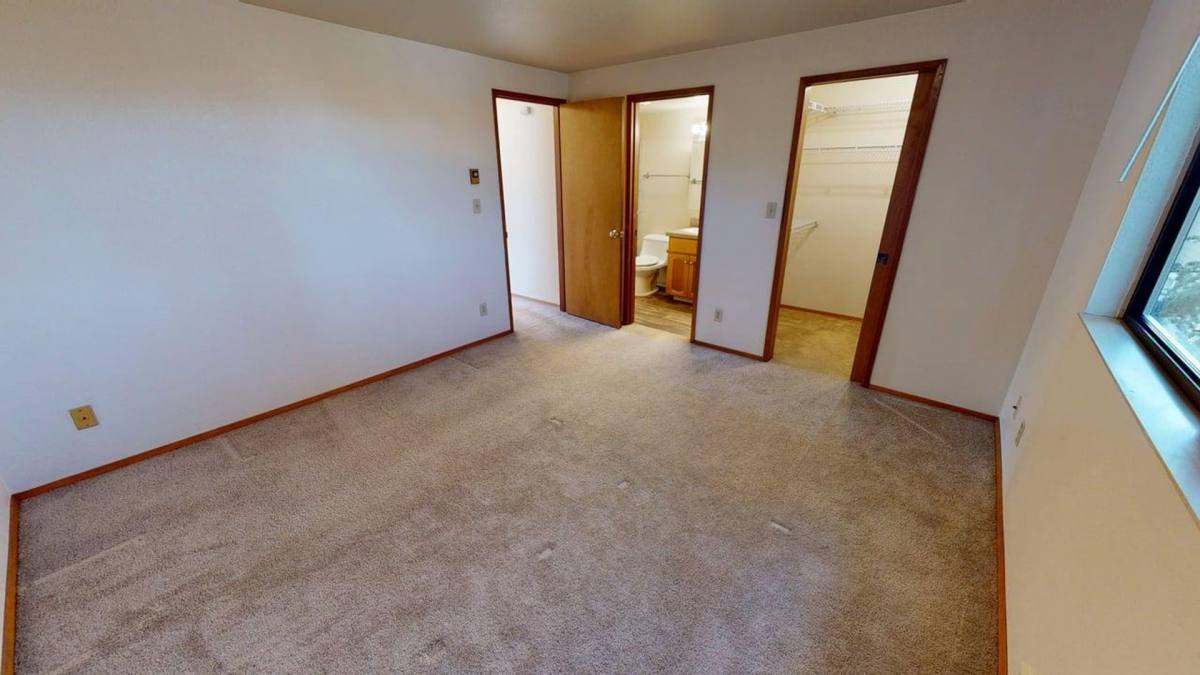 Apartment for rent at 7201 6th Ave NE, Seattle, WA 98115