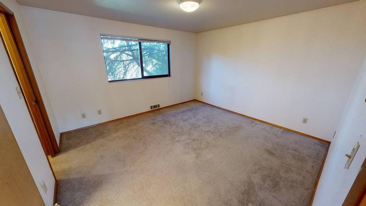 Apartment for rent at 7201 6th Ave NE, Seattle, WA 98115