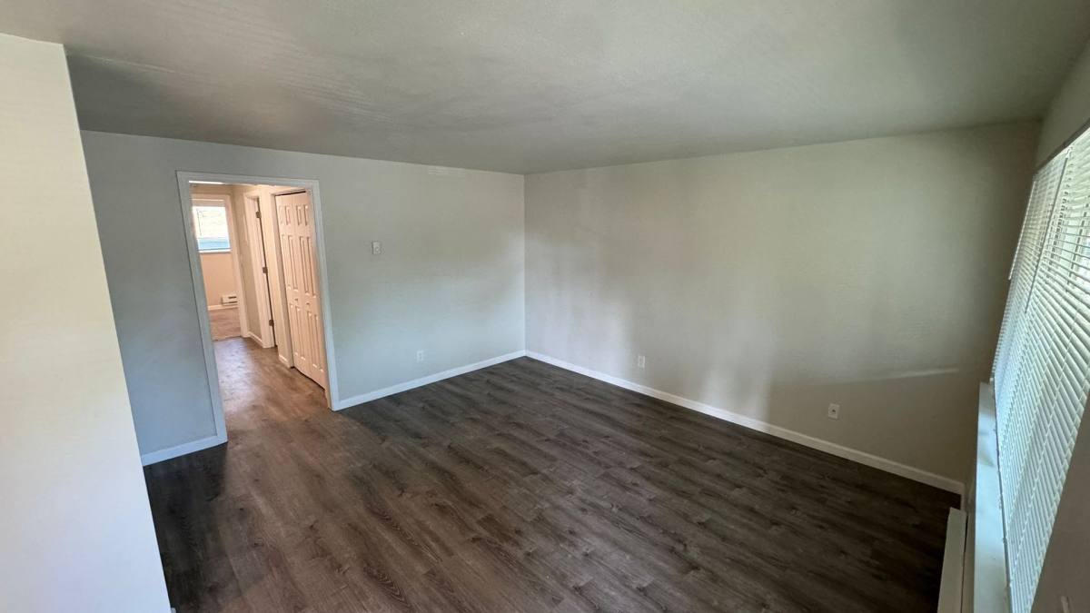 Apartment for rent at 329 SW 10th St, Corvallis, OR 97333