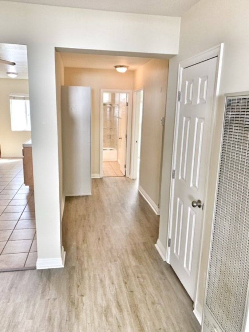 Apartment for rent at 5826 Tujunga Ave, North Hollywood, CA 91601