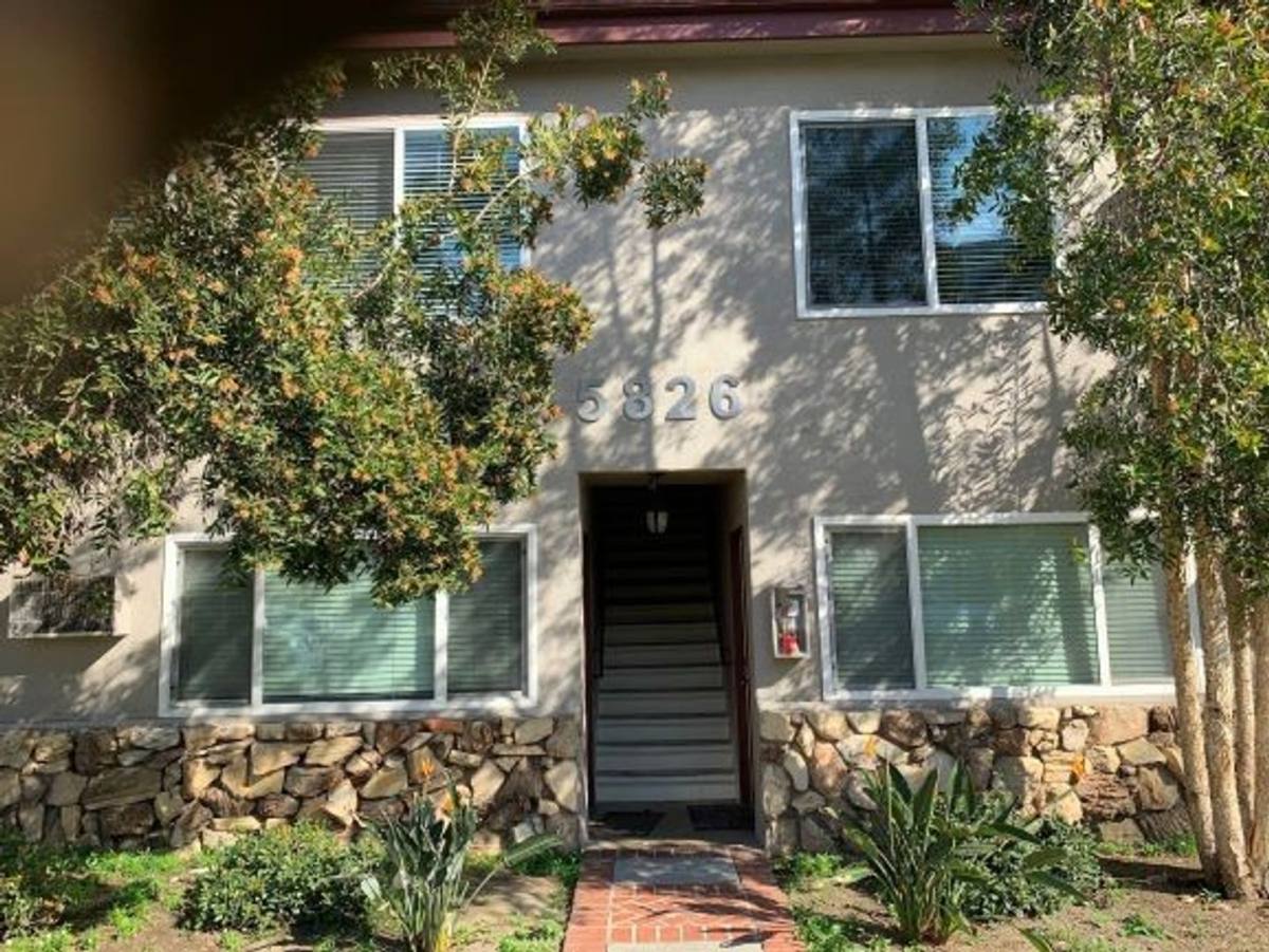Apartment for rent at 5826 Tujunga Ave, North Hollywood, CA 91601