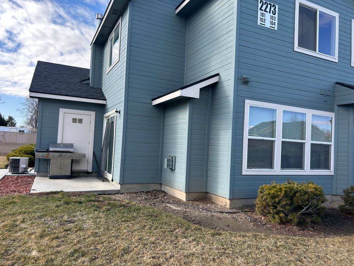 Apartment for rent at 2273 Lexis Lane, Letha, ID 83636