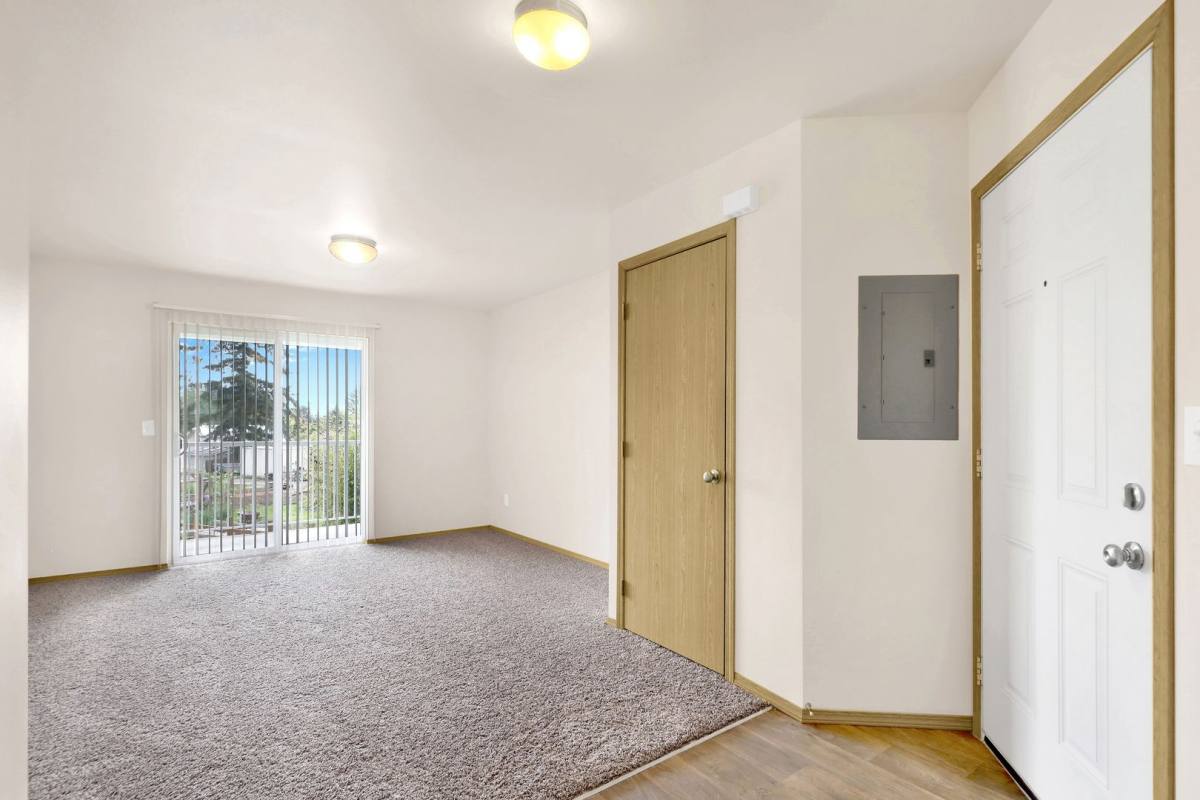 Apartment for rent at 2823 - 2835 W Maplewood Ave, Bellingham, WA 98225