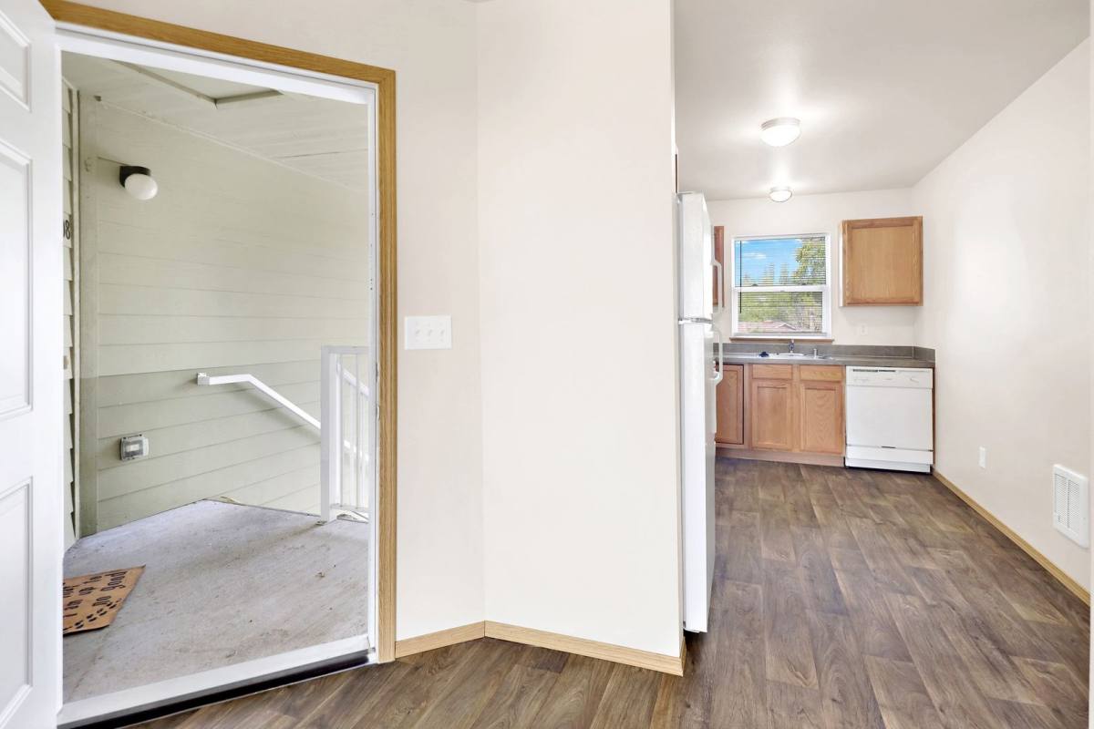 Apartment for rent at 2823 - 2835 W Maplewood Ave, Bellingham, WA 98225