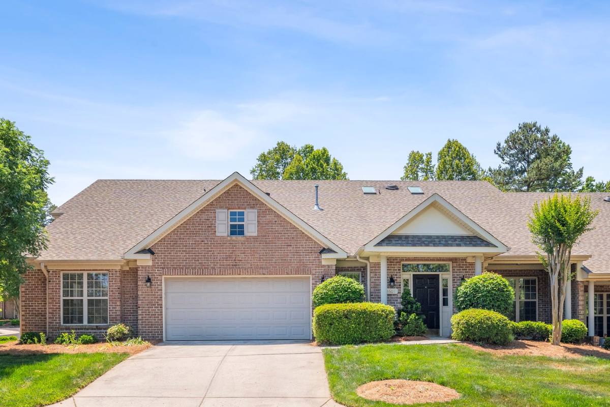 Townhouse for rent at 3601 Giovanni Way, Greensboro, NC 27410