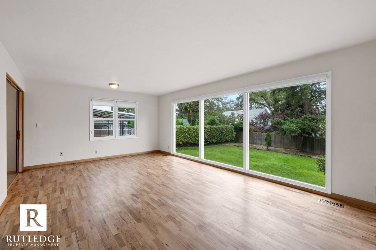 House for rent at 2000 Westerlund Dr, Medford, OR 97504