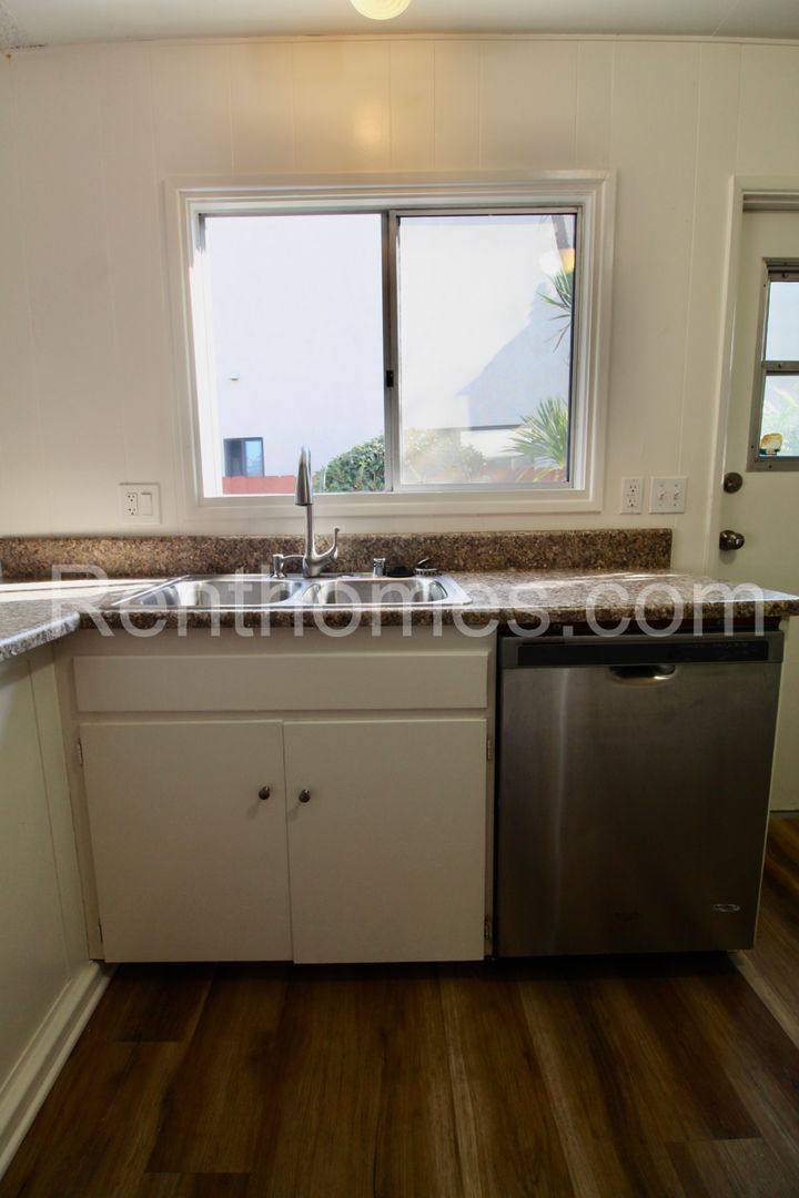 House for rent at 2029 Goshawk St, San Diego, CA 92123