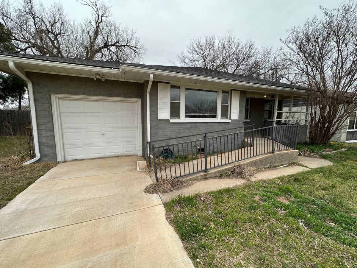 House for rent at 1913 Downing St, Oklahoma City, OK 73120