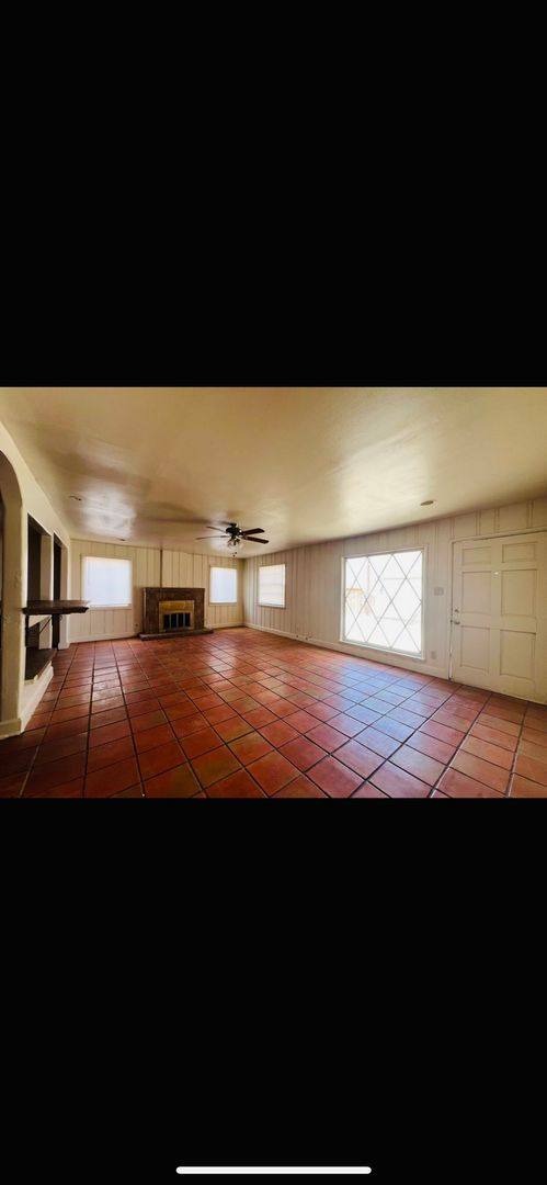 Apartment for rent at 25567 W Main St, Barstow, CA 92311