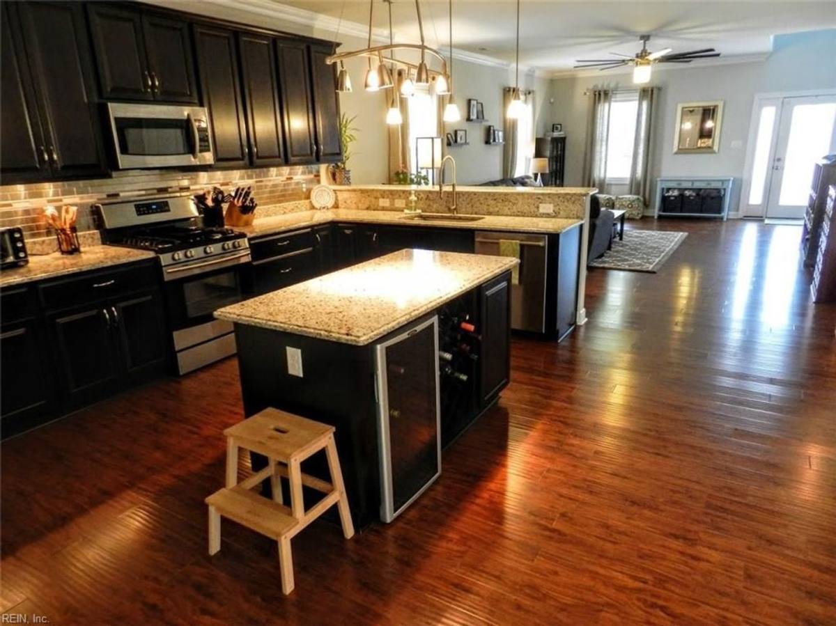 House for rent at 3209 Pleasant Ave, Norfolk, VA 23518