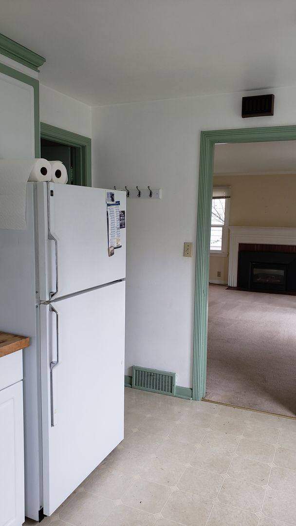 House for rent at 2717 NE 90th St, Seattle, WA 98115
