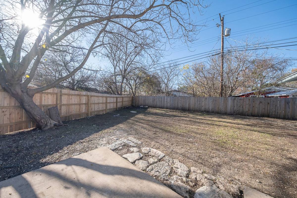 Apartment for rent at 4900 Hawk Cove, Austin, TX 78745