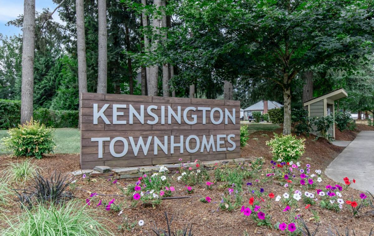 Townhouse for rent at 1619 Trosper Rd SW, Olympia, WA 98512