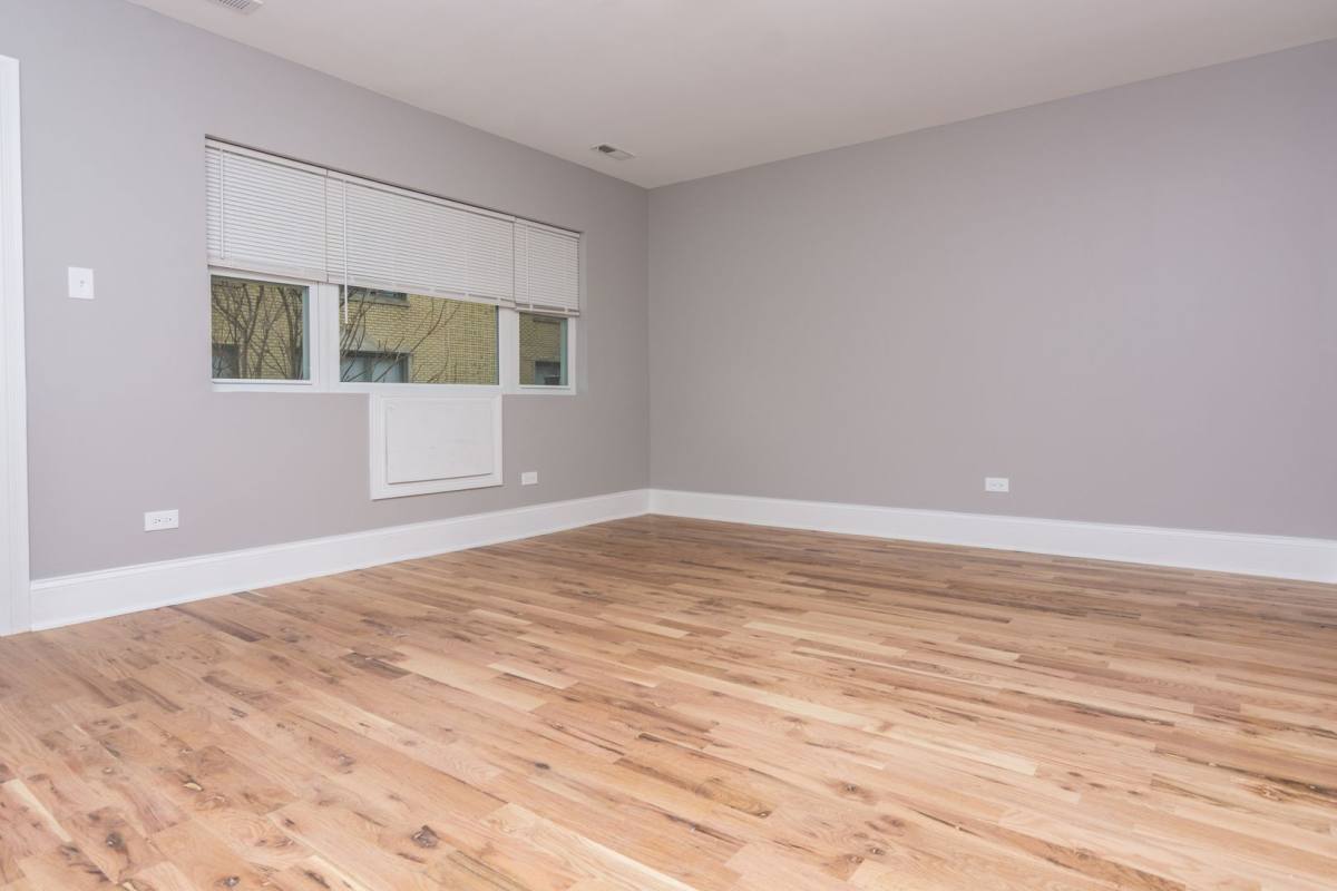 Apartment for rent at 8215 S Ellis Ave, Chicago, IL 60619
