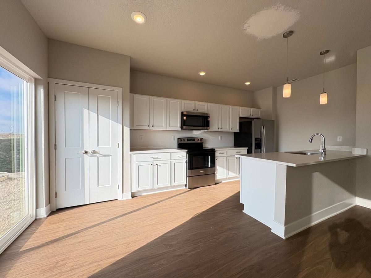 Townhouse for rent at 284 NW Caspian Court, Waukee, IA 50263
