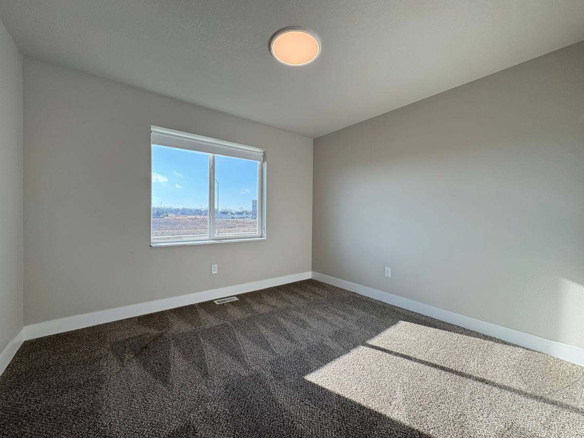 Townhouse for rent at 284 NW Caspian Court, Waukee, IA 50263