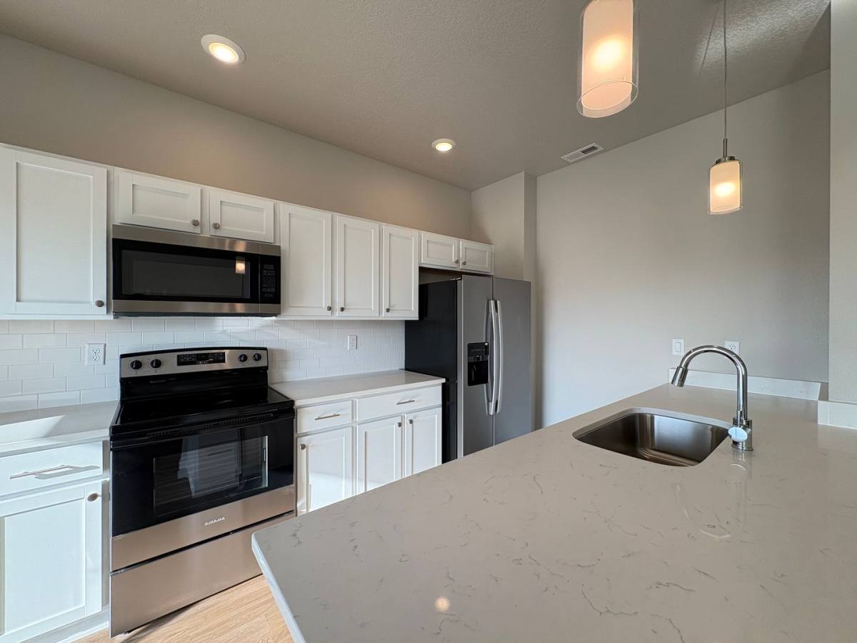 Townhouse for rent at 284 NW Caspian Court, Waukee, IA 50263