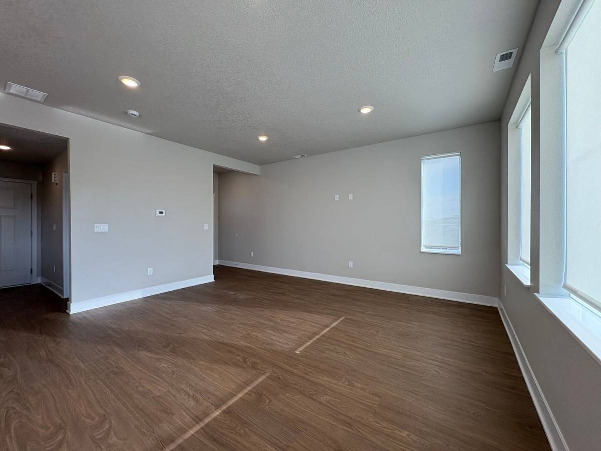 Townhouse for rent at 284 NW Caspian Court, Waukee, IA 50263
