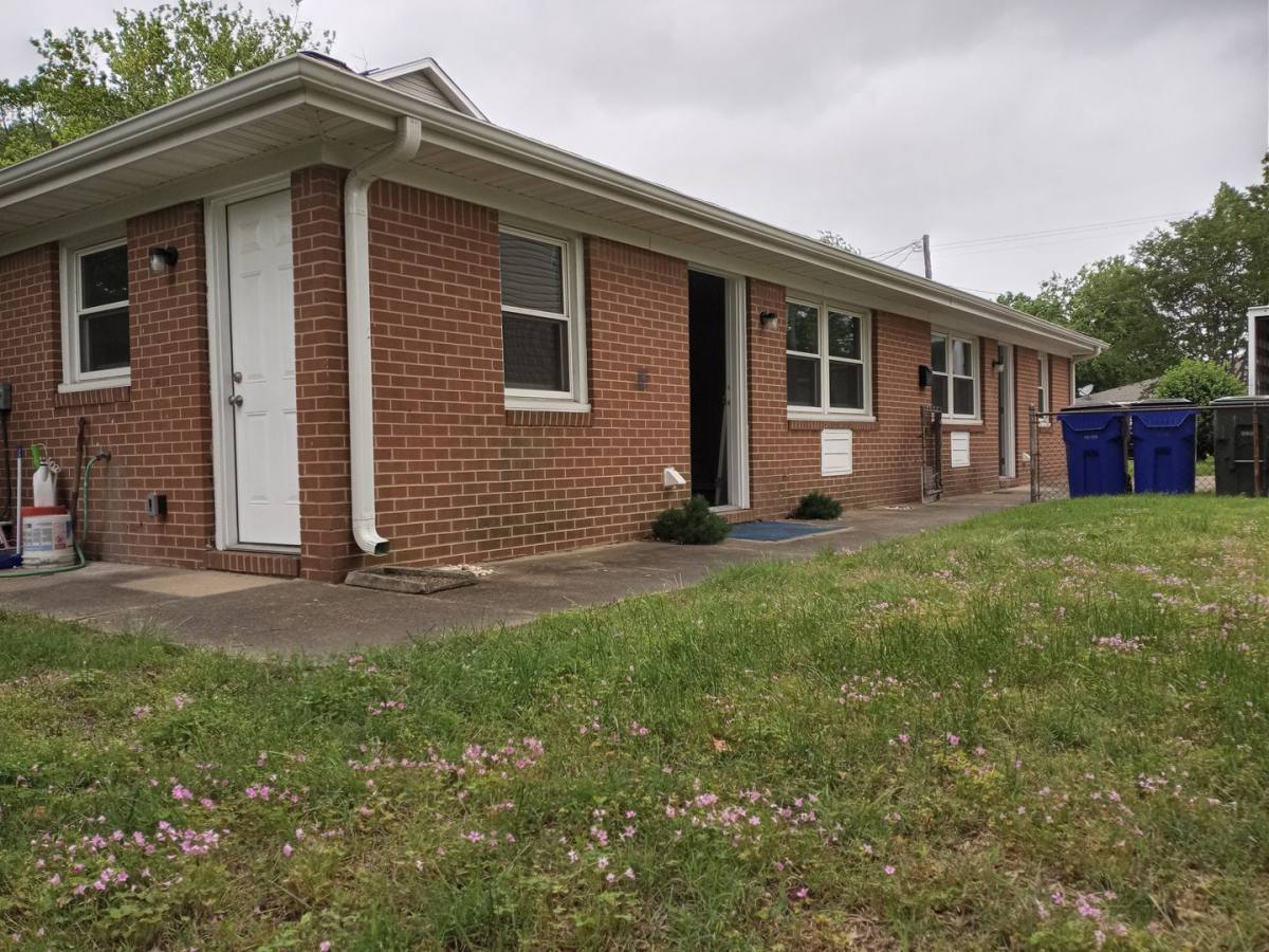 Apartment for rent at 223 Woodview Ave, Norfolk, VA 23505