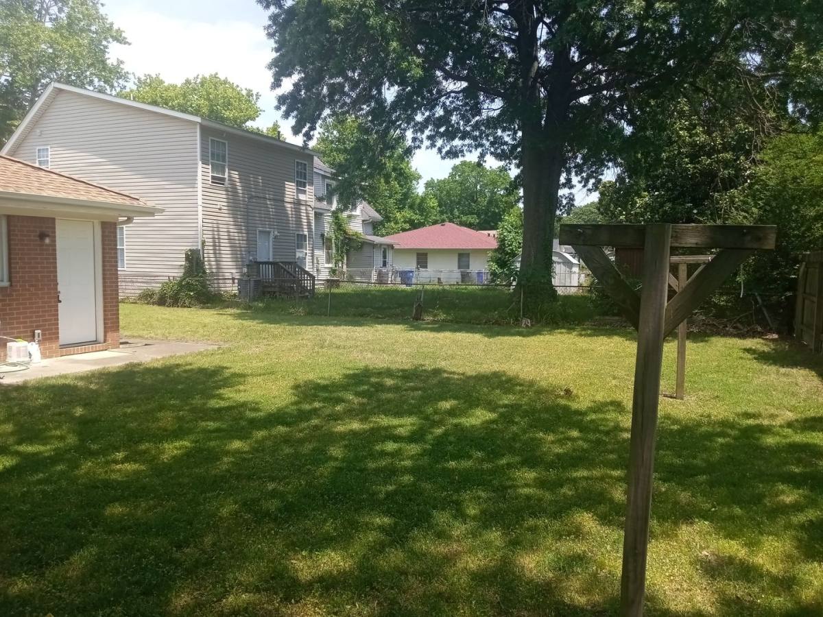 Apartment for rent at 223 Woodview Ave, Norfolk, VA 23505