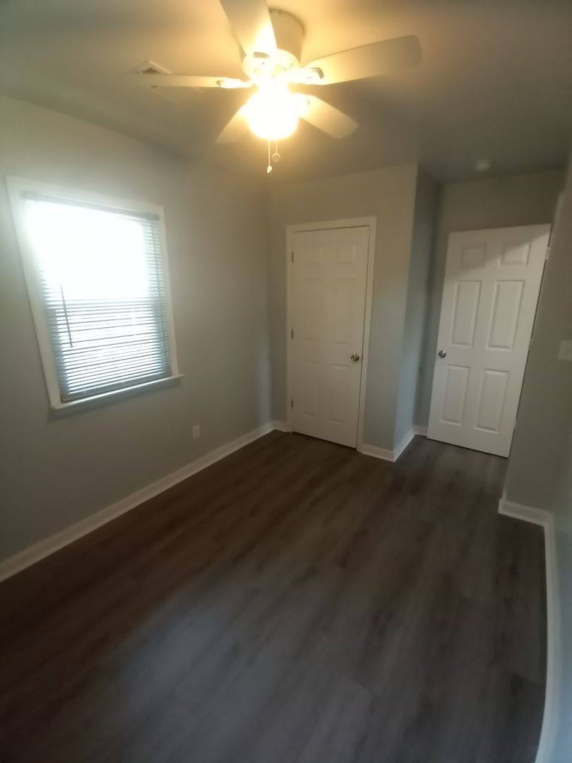 Apartment for rent at 223 Woodview Ave, Norfolk, VA 23505