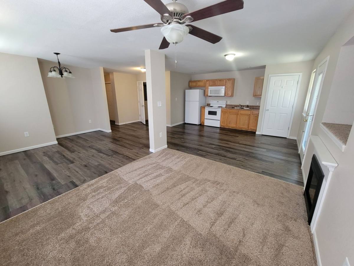 Apartment for rent at 316 E Davis St, Fayette, MO 65248