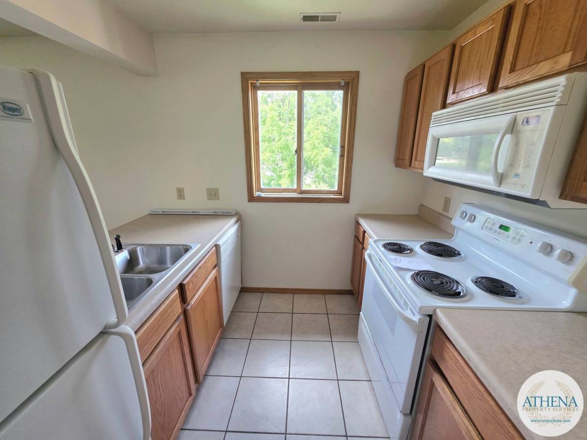 Apartment for rent at 1812 Lexington Ave, Cape Girardeau, MO 63701