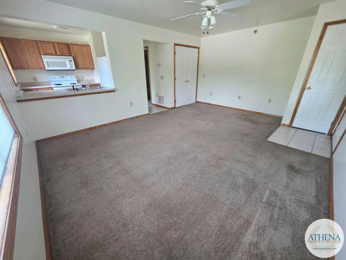 Apartment for rent at 1812 Lexington Ave, Cape Girardeau, MO 63701