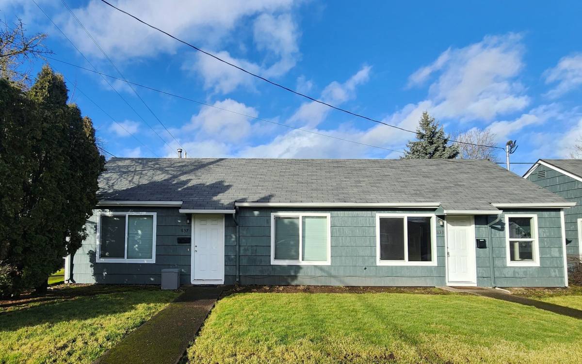 Apartment for rent at 827 SW 11th Ave, Albany, OR 97321