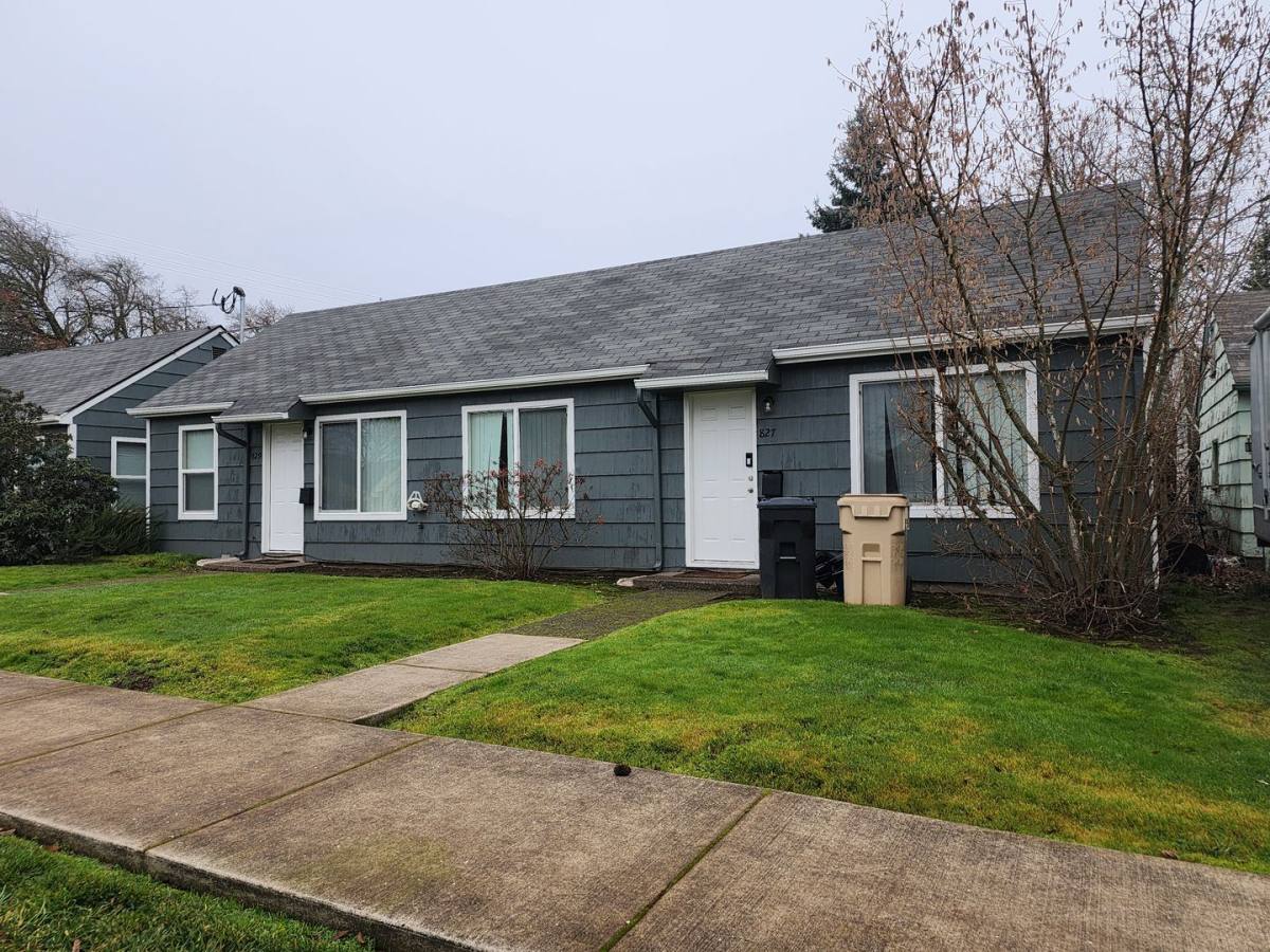 Apartment for rent at 827 SW 11th Ave, Albany, OR 97321