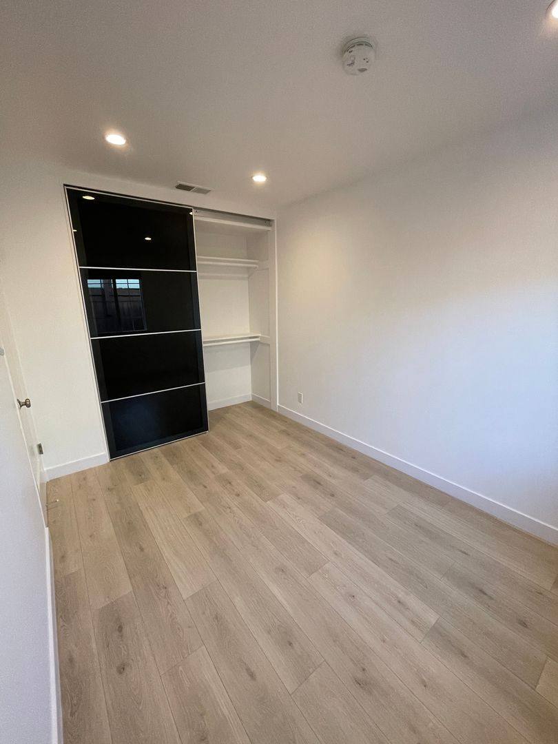 Apartment for rent at 2032 Ocean Park Blvd, Santa Monica, CA 90405