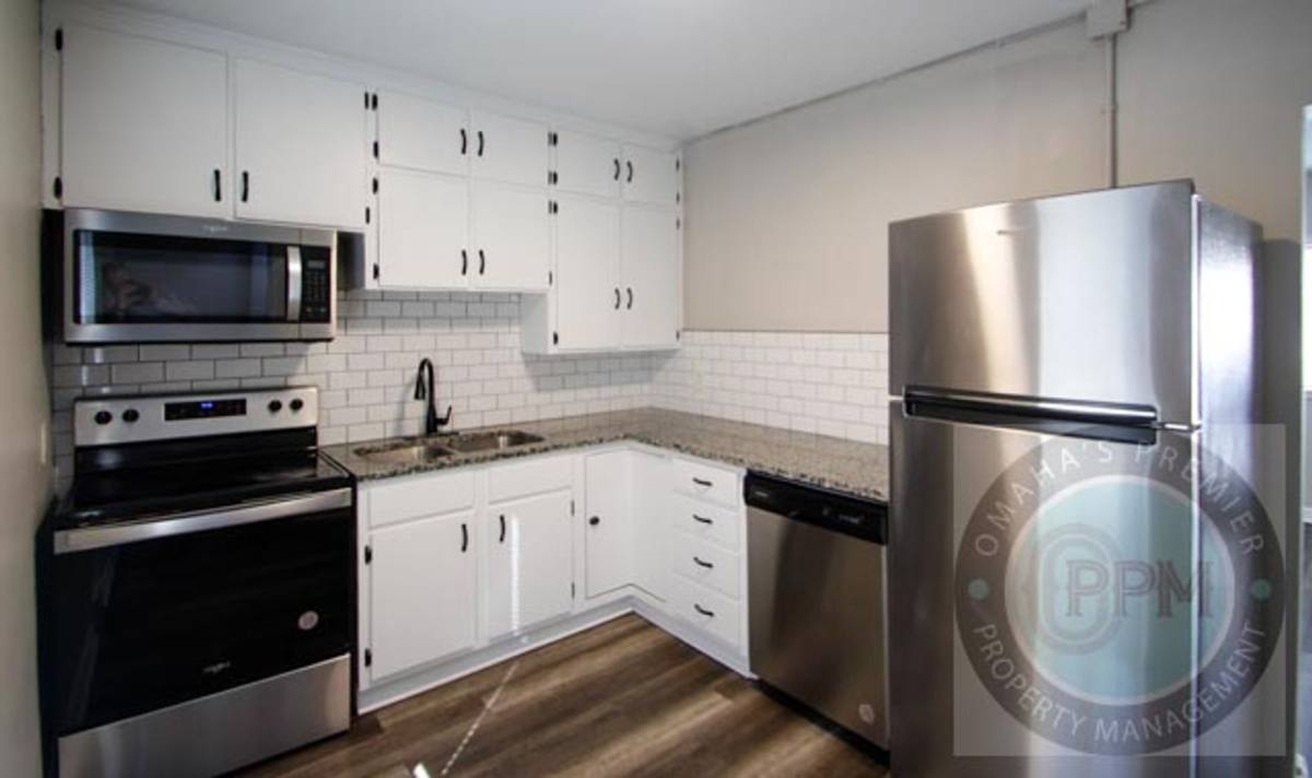 Apartment for rent at 3311 S 32nd Ave, Omaha, NE 68105