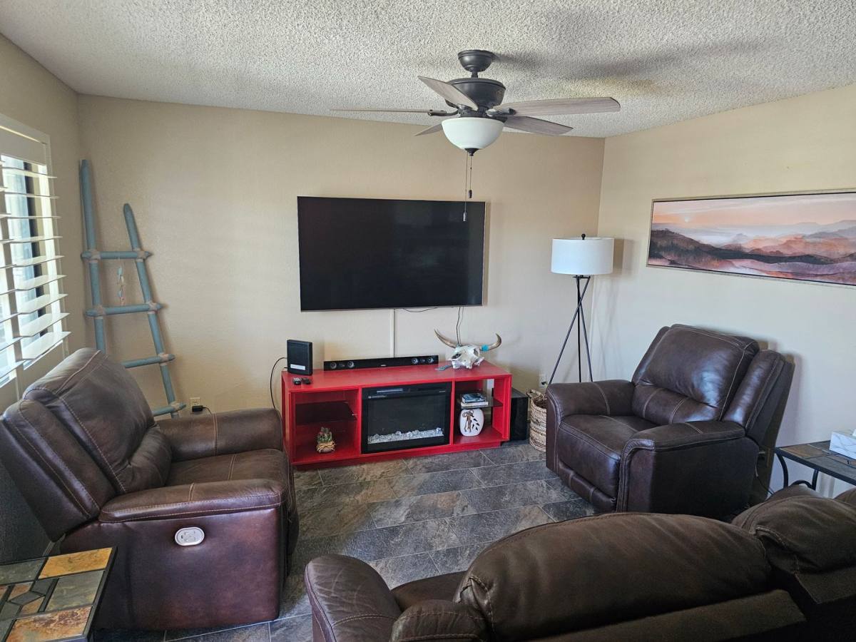 Condo for rent at 1989 Mesquite Ave, Lake Havasu City, AZ 86403