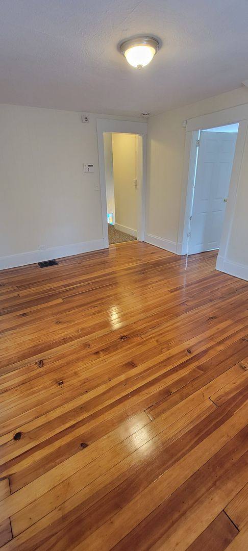 Apartment for rent at 20-22 Denton Circle, Springfield, MA 01104