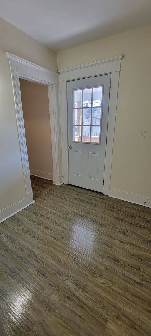 Apartment for rent at 20-22 Denton Circle, Springfield, MA 01104