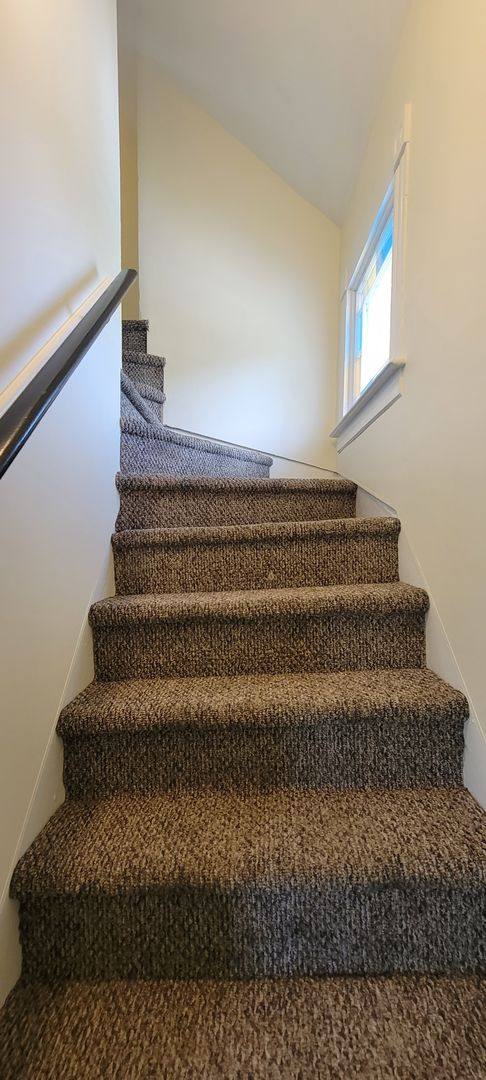 Apartment for rent at 20-22 Denton Circle, Springfield, MA 01104