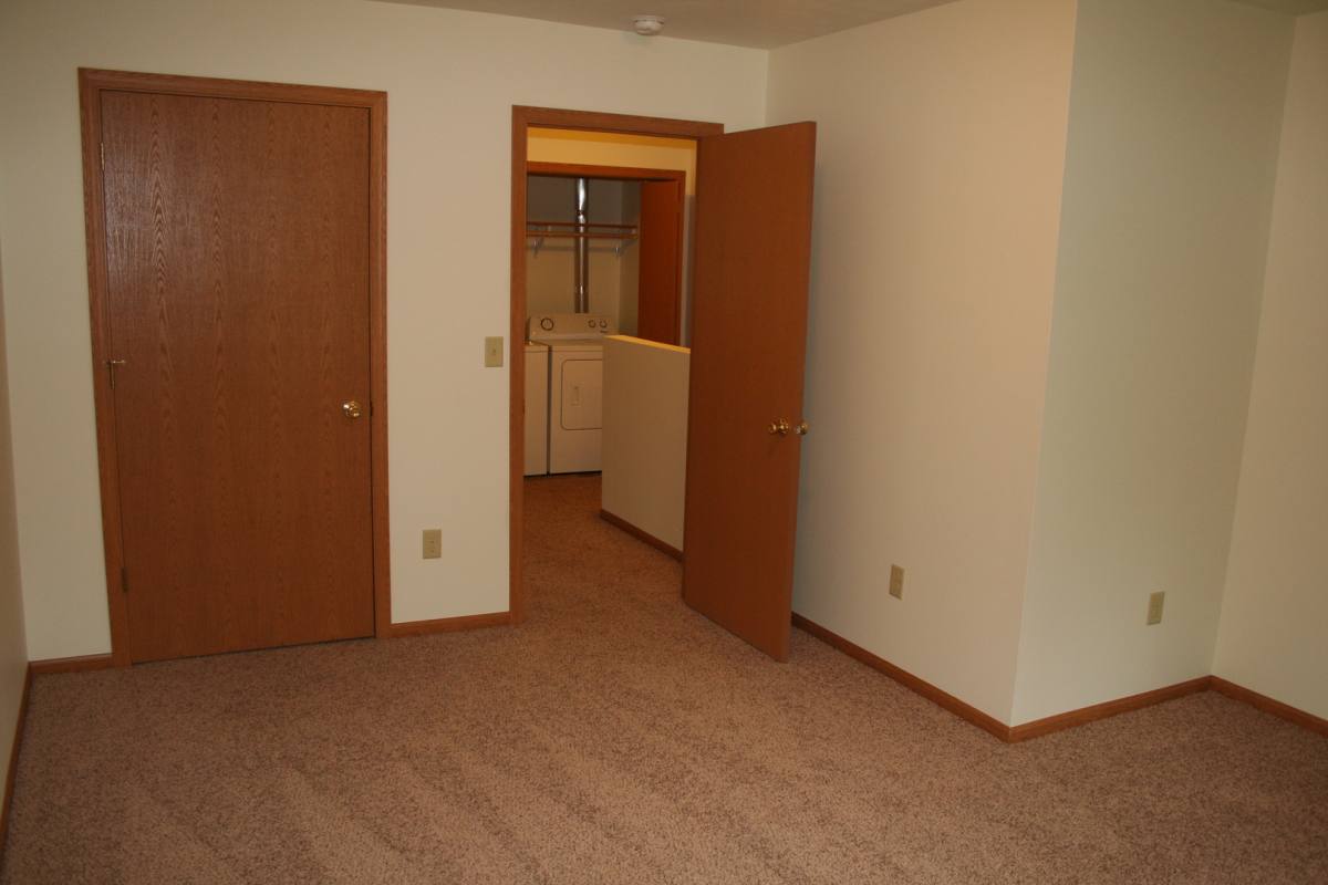 Townhouse for rent at 2747 Scenic Dr, Marquette, MI 49855