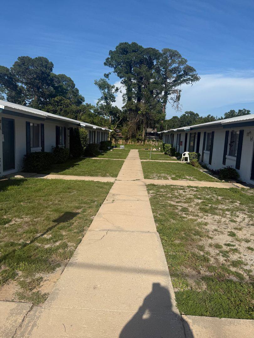 Apartment for rent at 127-133 Alder Ave, Fort Walton Beach, FL 32548
