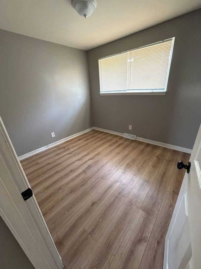 House for rent at 9723 Portage Dr, Saint Louis, MO 63136
