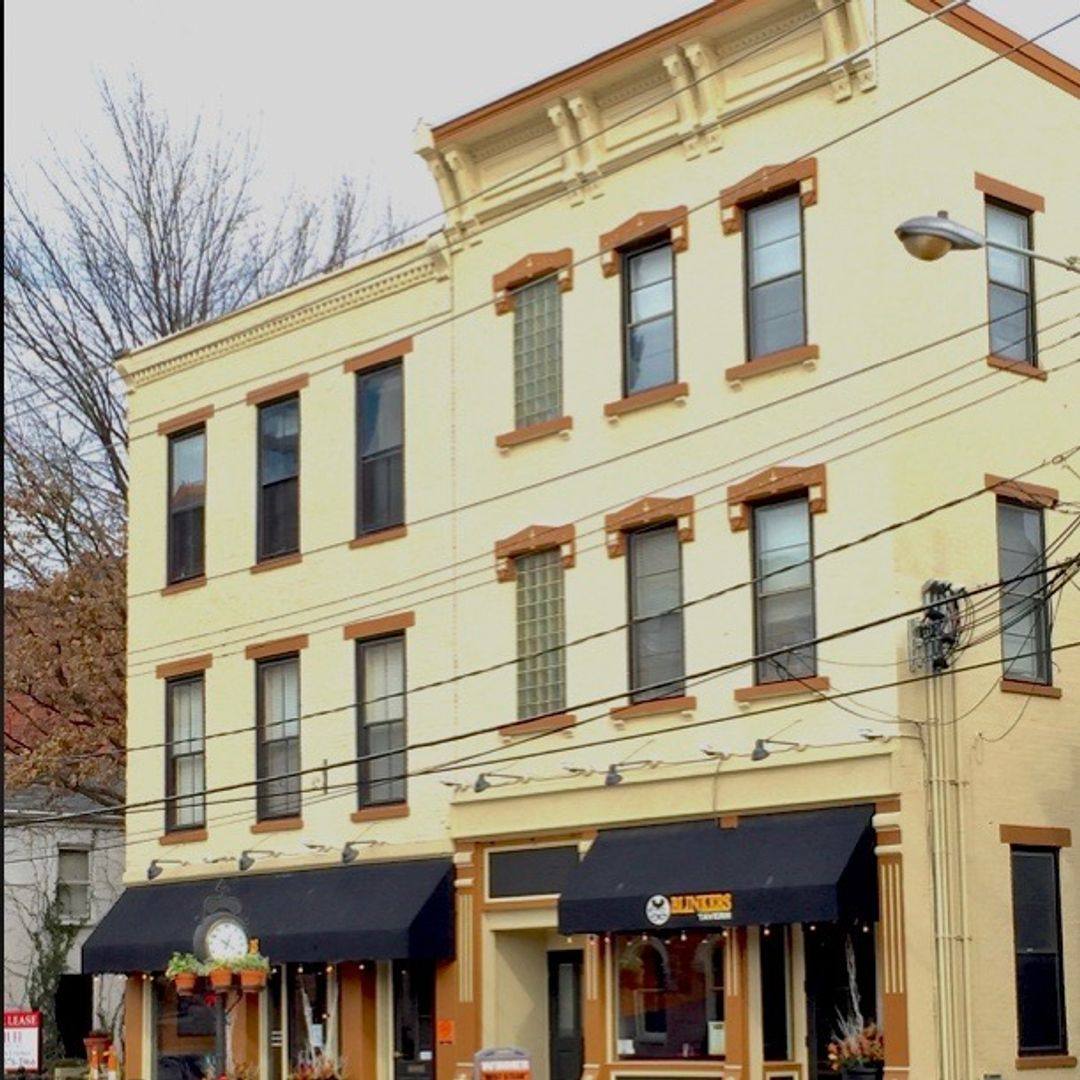 Apartment for rent at 320 Greenup St, Covington, KY 41011