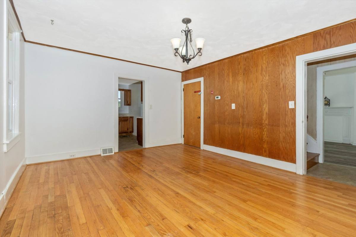 House for rent at 13634 Gilssans Mill Rd, Mount Airy, MD 21771